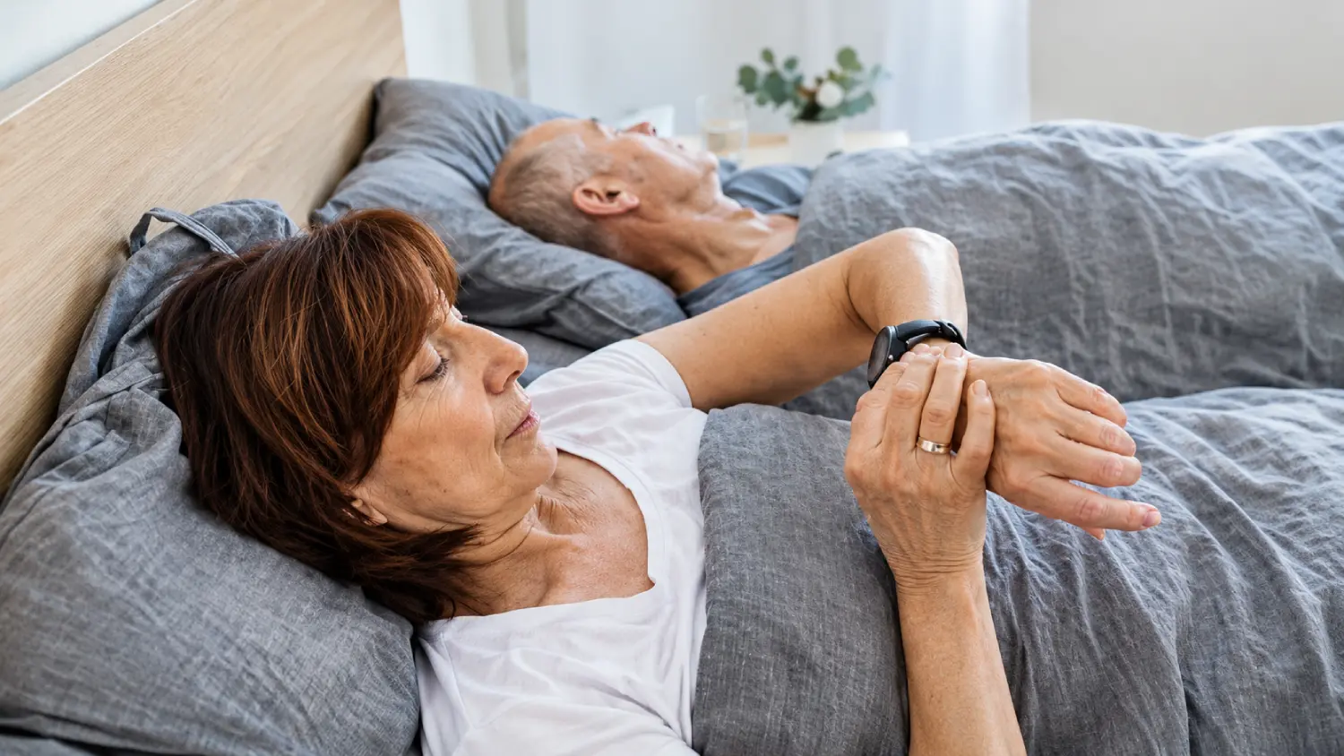deep sleep routine, how to sleep better naturally